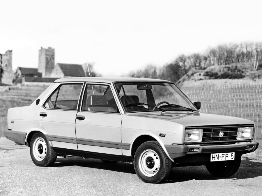  Fiat 131 Mirafiori 1981 года  (фото 6 из 6)